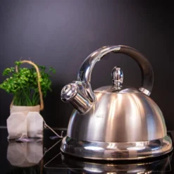 Cilio Whistling Water Kettle "Conte", S/s, Silver, 2.9 Qt.
