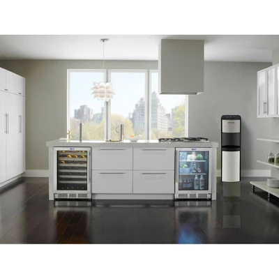 Frigidaire Bottom Loading Water Cooler Stainless Steel: Electric Dispenser, Cold & Hot, 5-Gallon Capacity, Freestanding 6 Frigidaire Bottom Loading Water Cooler Stainless Steel: Electric Dispenser, Cold & Hot, 5-Gallon Capacity, Freestanding - Image 4