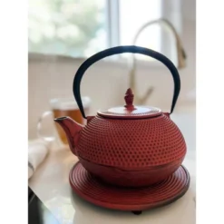 Frieling JA "Arare" CAST IRON TEAPOT 40.5 Fl. Oz. Red With Trivet